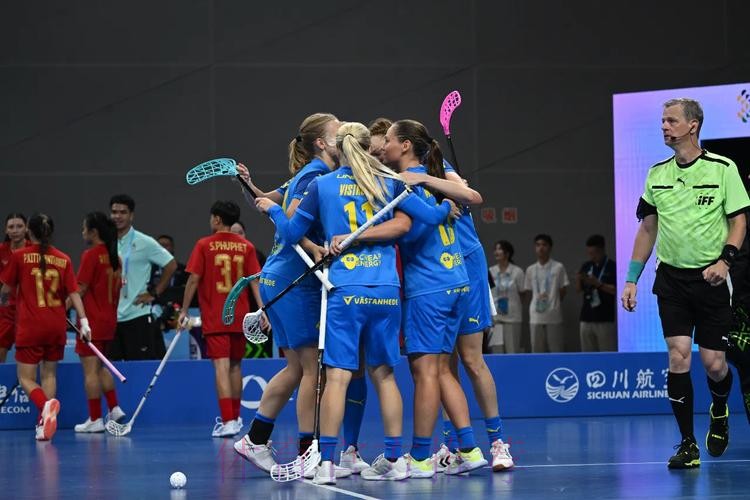 成都世运会软式曲棍球项目开赛